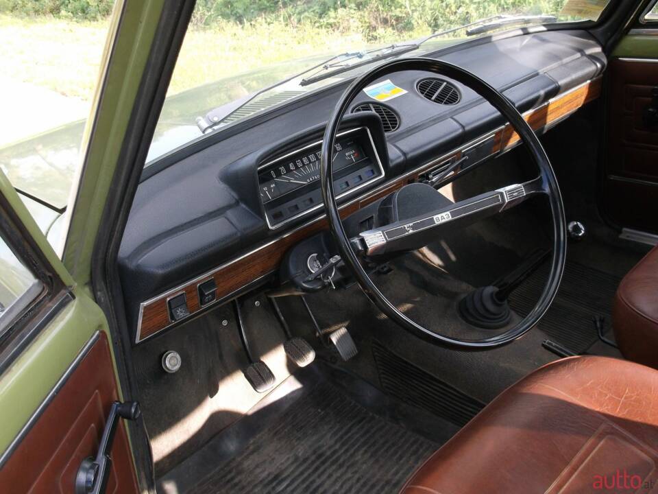 Image 4/5 of Lada 1300 (1978)