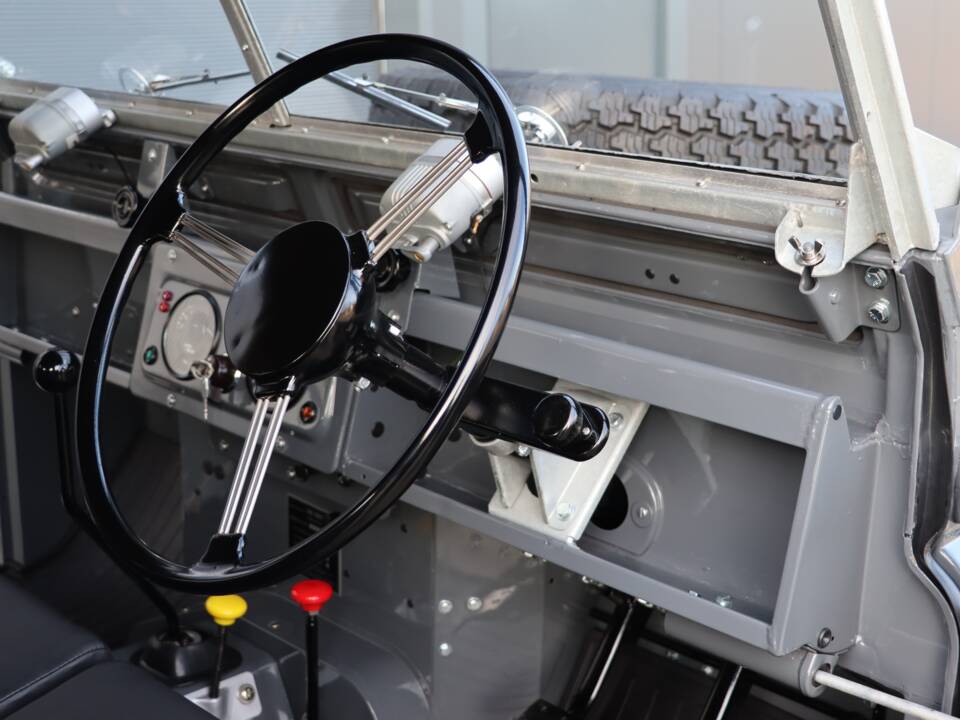 Bild 31/64 von Land Rover 88 (1958)