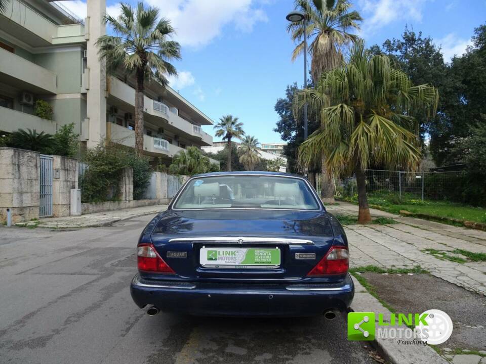 Image 5/10 of Jaguar XJ6 3.2 (1999)