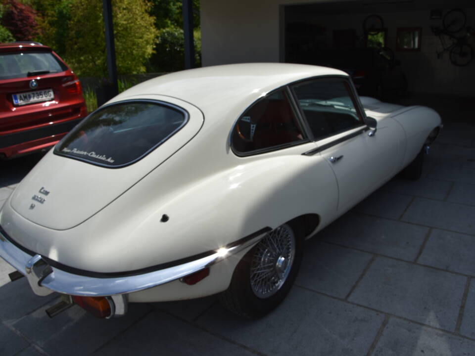 Afbeelding 4/13 van Jaguar E-Type (2+2) (1970)