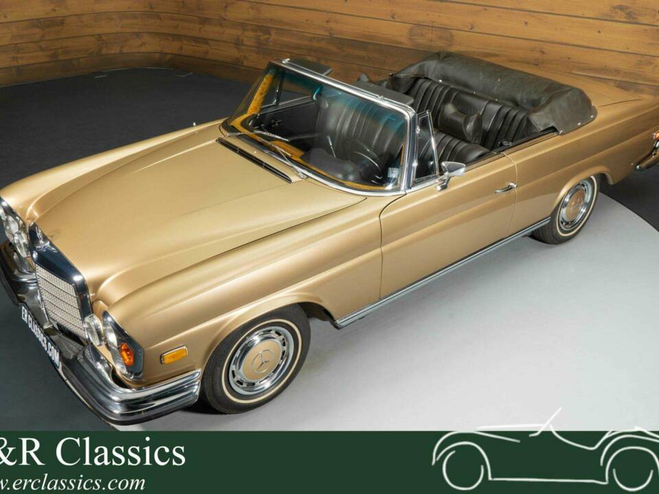 Immagine 8/19 di Mercedes-Benz 280 SE 3,5 (1971)