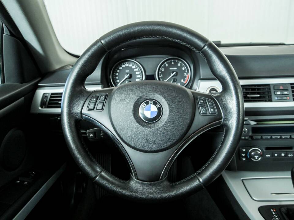Afbeelding 8/50 van BMW 325i (2007)