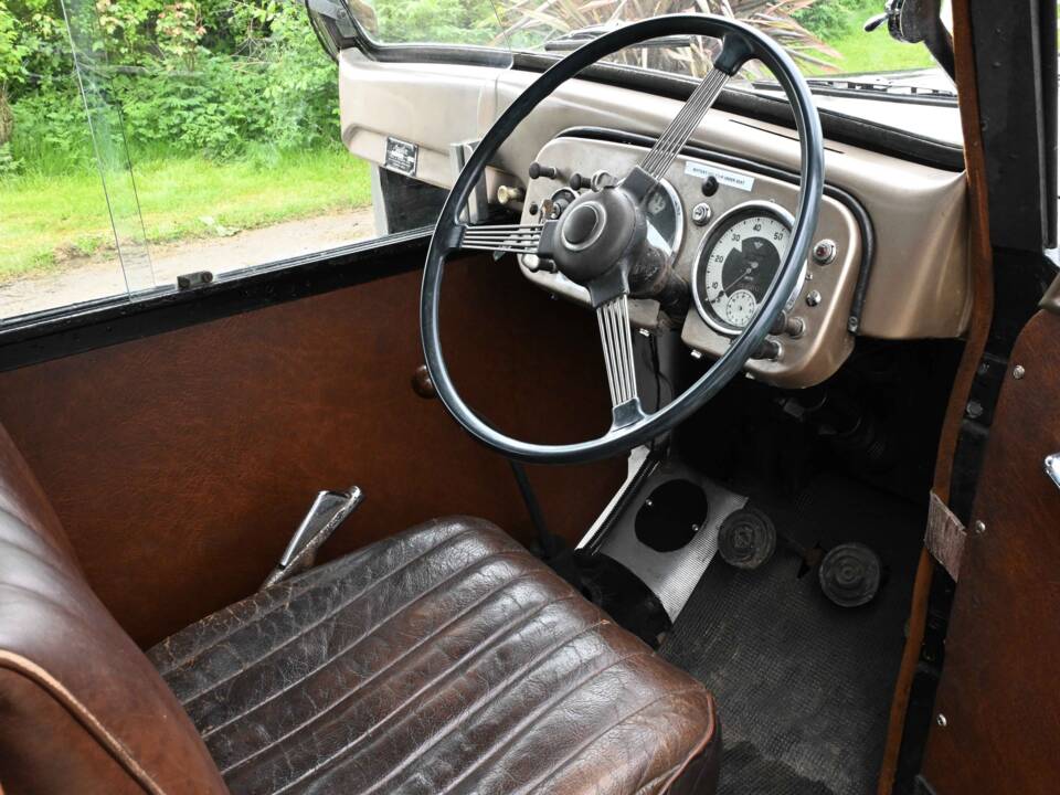 Afbeelding 4/38 van Austin FX 3 London Taxi (1957)
