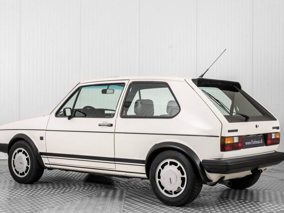 Bild 8/50 von Volkswagen Golf Mk I GTI Pirelli 1.8 (1983)