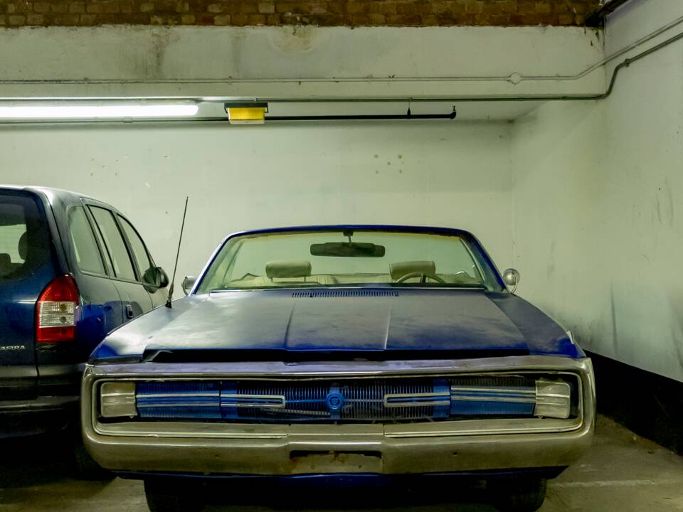 Image 9/50 of Chrysler 300 L (1970)