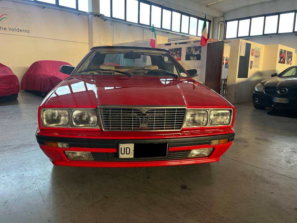 Image 7/17 of Maserati Spyder (1988)