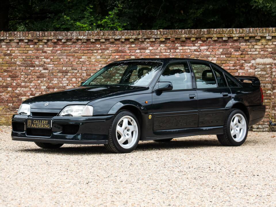 Image 9/50 de Lotus Carlton (1992)
