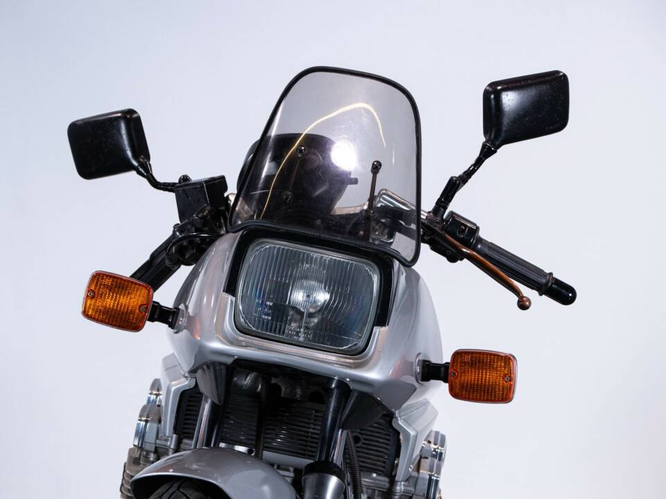 Bild 32/50 von Suzuki GSX 1100 SZ Katana (1982)