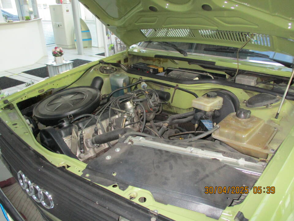 Image 11/12 of Audi 100 5S (1979)
