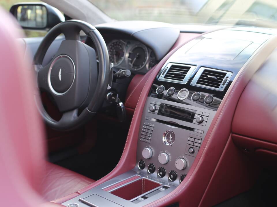 Bild 6/47 von Aston Martin DB 9 Volante (2006)