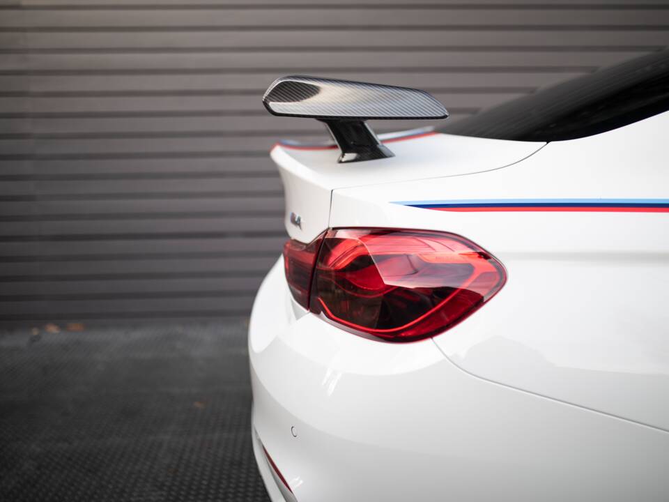 Image 4/67 of BMW M4 GTS "DTM Champion Edition" (2016)