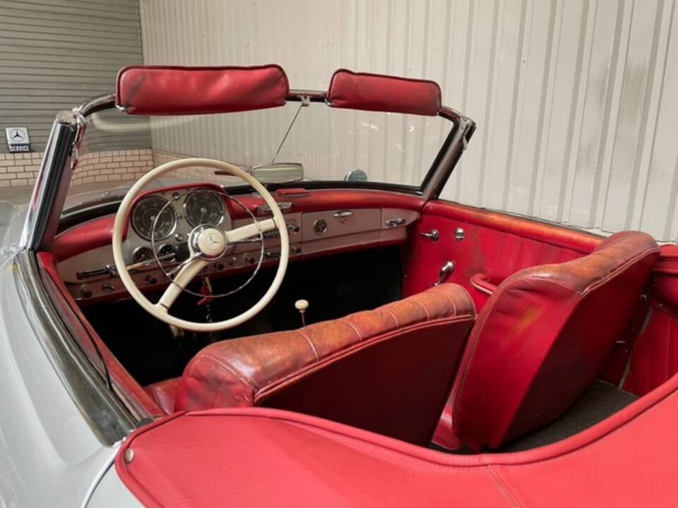 Imagen 27/92 de Mercedes-Benz 190 SL (1960)