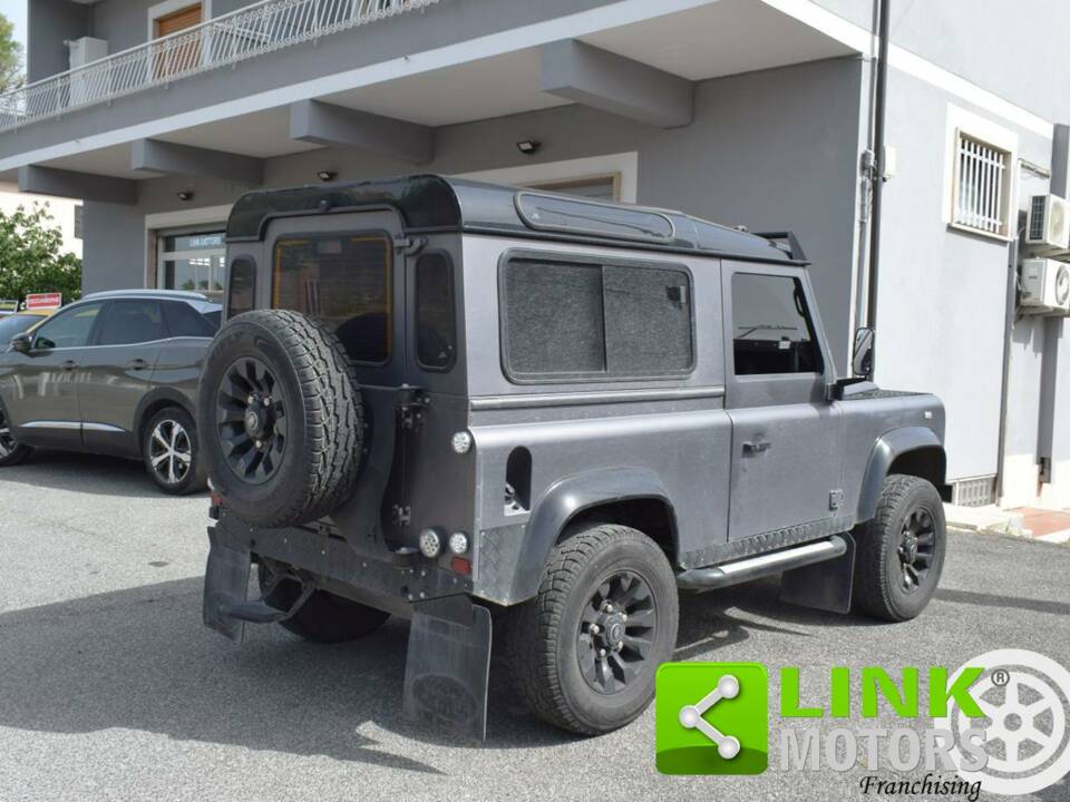 Bild 4/10 von Land Rover Defender 90 (1997)