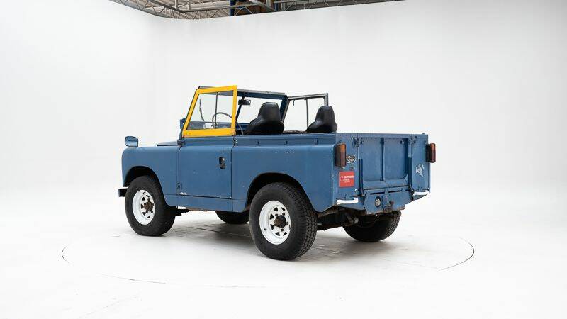 Image 4/15 of Land Rover 109 (1968)