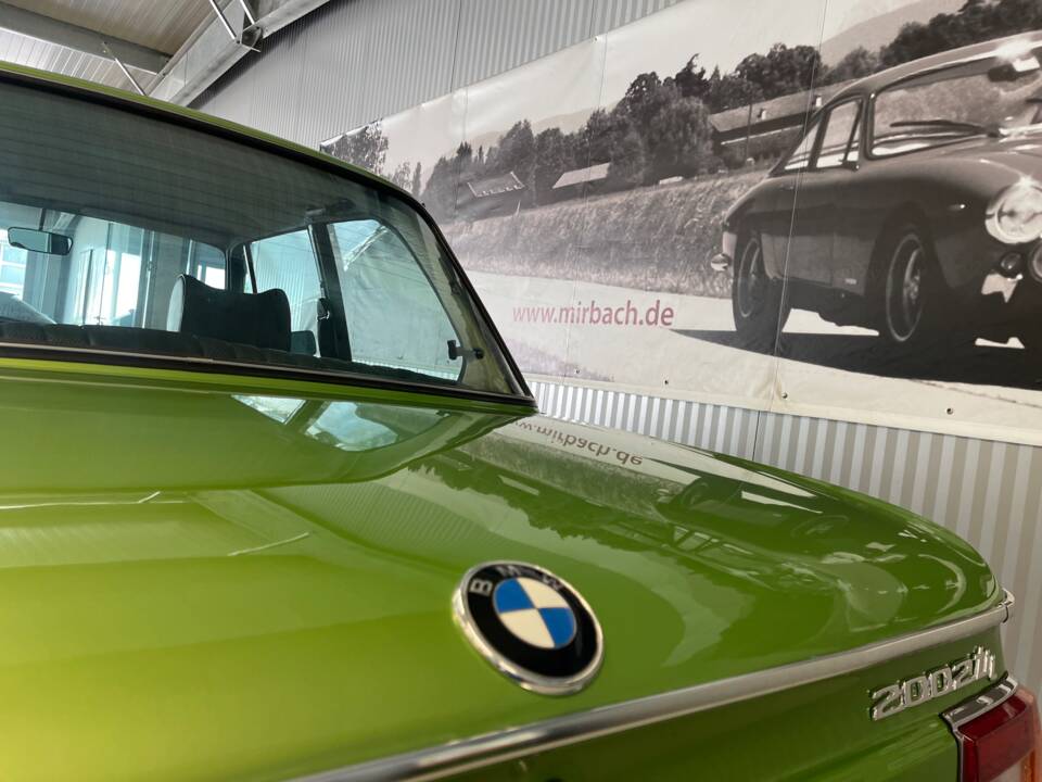 Image 9/29 de BMW 2002 tii (1975)