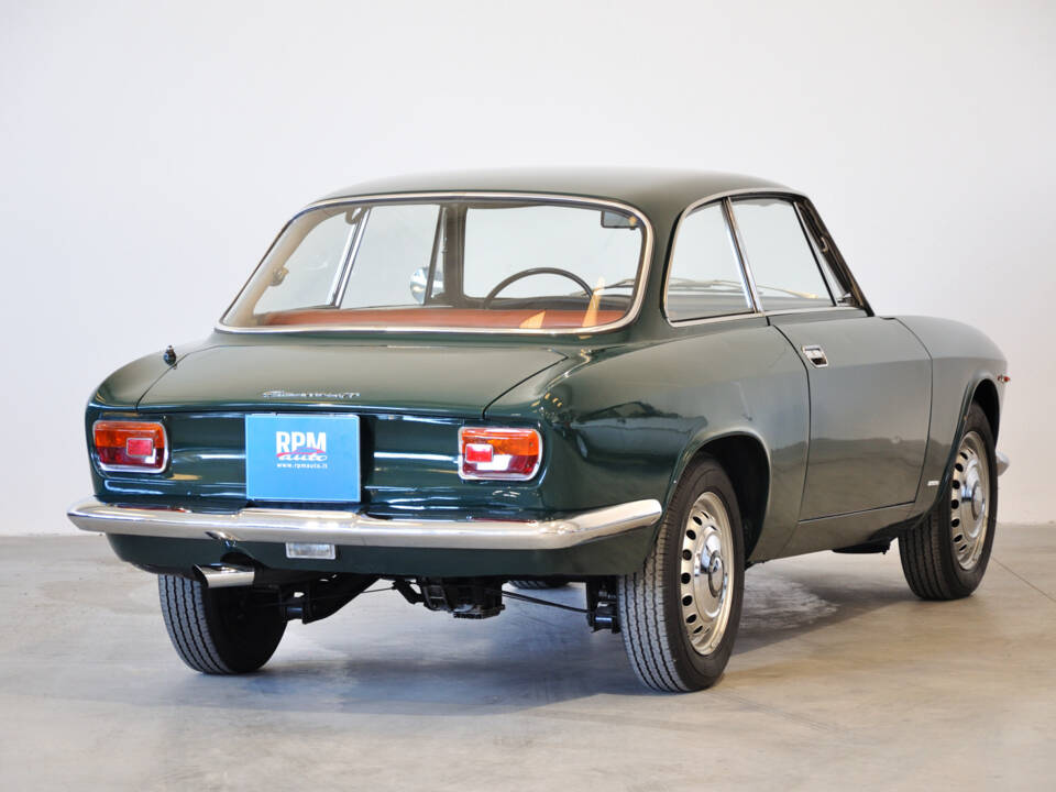 Image 19/65 of Alfa Romeo Giulia 1600 Sprint GT (1964)