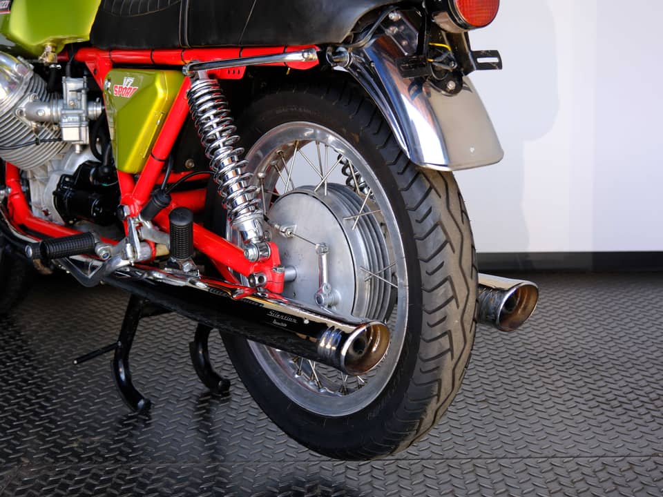 Immagine 54/80 di Moto Guzzi V7 Sport (1972)