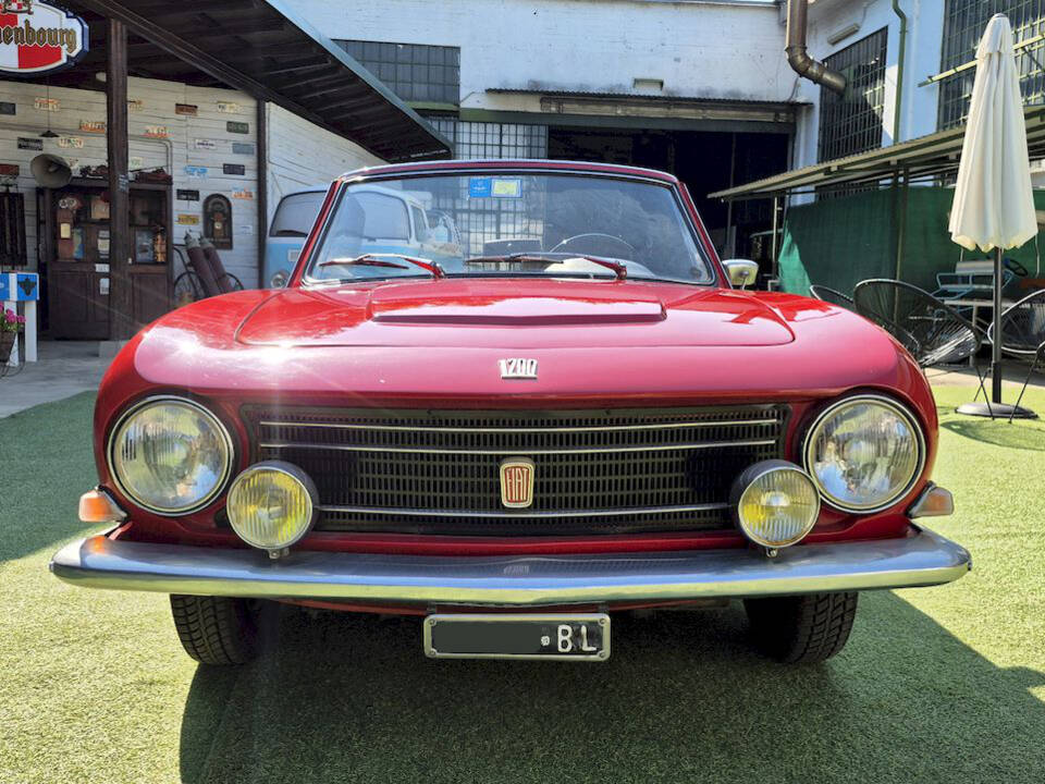 Image 5/63 of FIAT 1200 S OSI (1965)