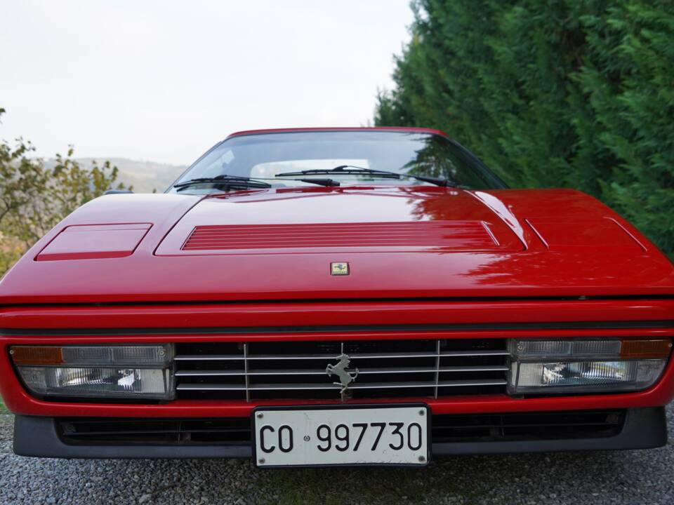 Immagine 5/100 di Ferrari 208 GTS Turbo (1989)