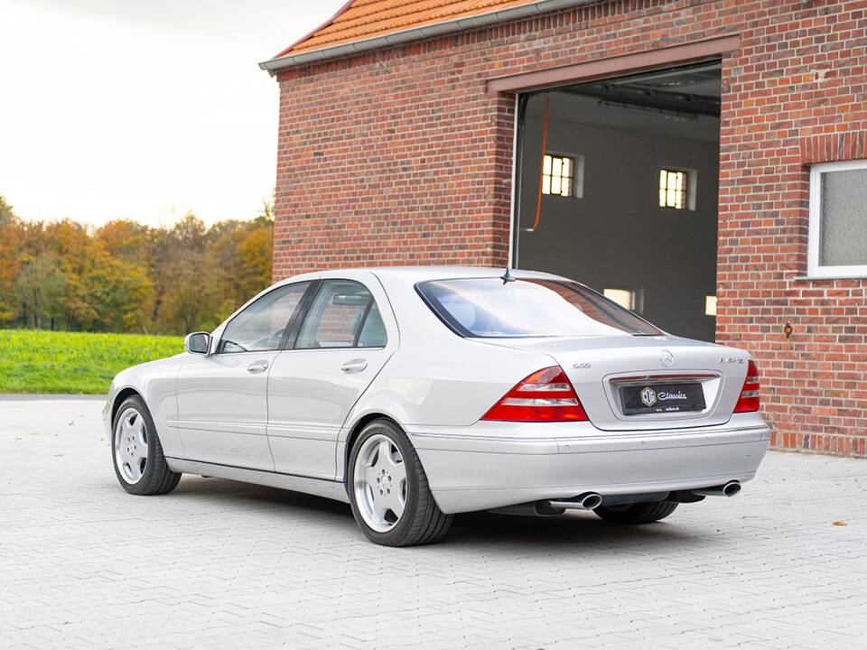Image 3/45 of Mercedes-Benz S 55 AMG (2000)