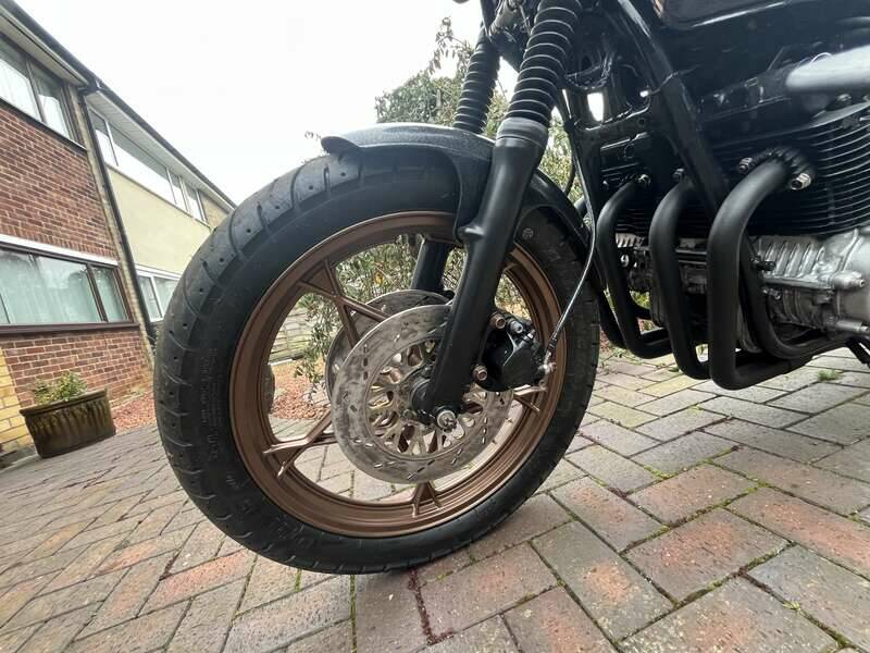 Image 15/17 of Suzuki GS 750 (1977)