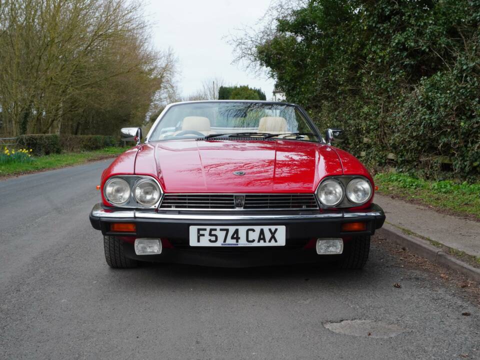 Image 2/20 of Jaguar XJS 5.3 V12 (1989)