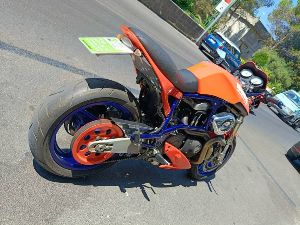 Image 12/48 of Buell X1 Lightning (2000)