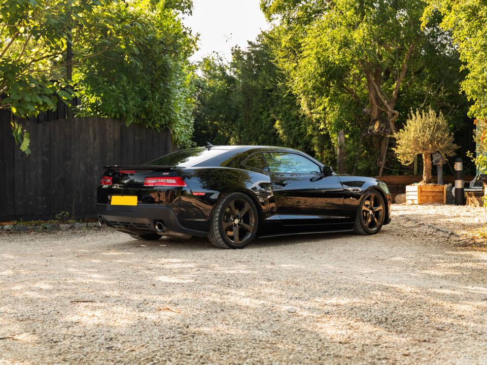 Image 11/33 de Chevrolet Camaro (2015)