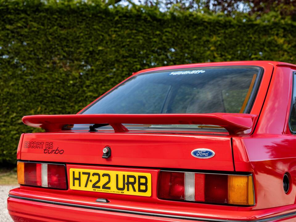 Afbeelding 19/45 van Ford Escort turbo RS (1990)