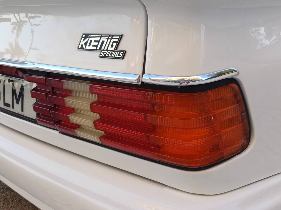 Image 40/65 of Mercedes-Benz 380 SEC (1985)