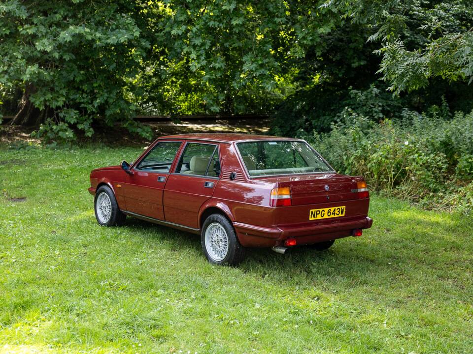 Afbeelding 12/46 van Alfa Romeo Giulietta 2.0 (1981)