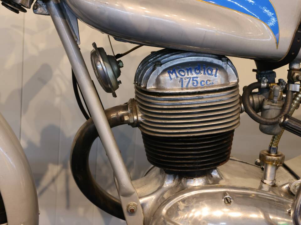 Bild 27/31 von Mondial 175 Turismo Veloce (1959)