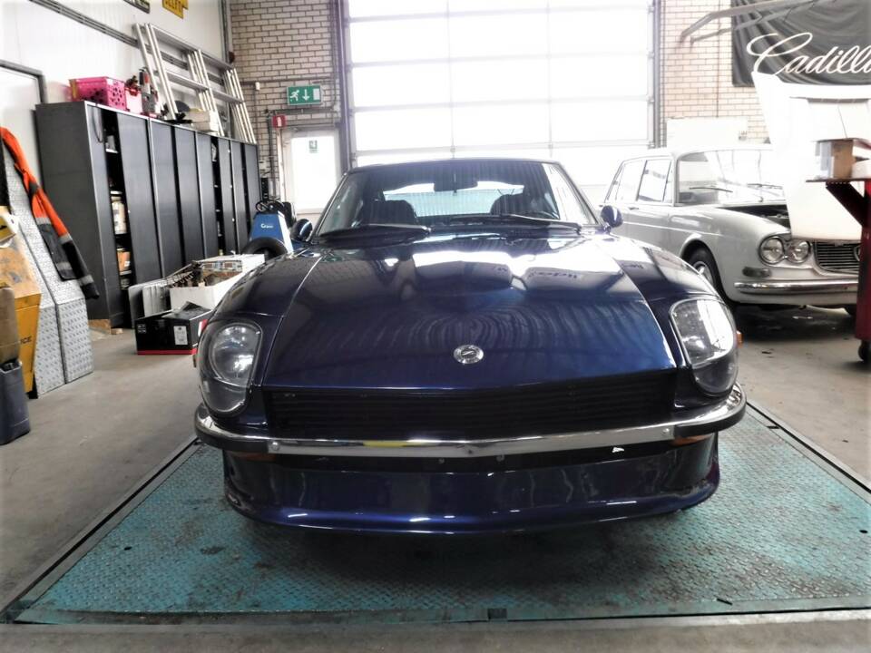 Image 24/50 of Datsun 240 Z (1971)