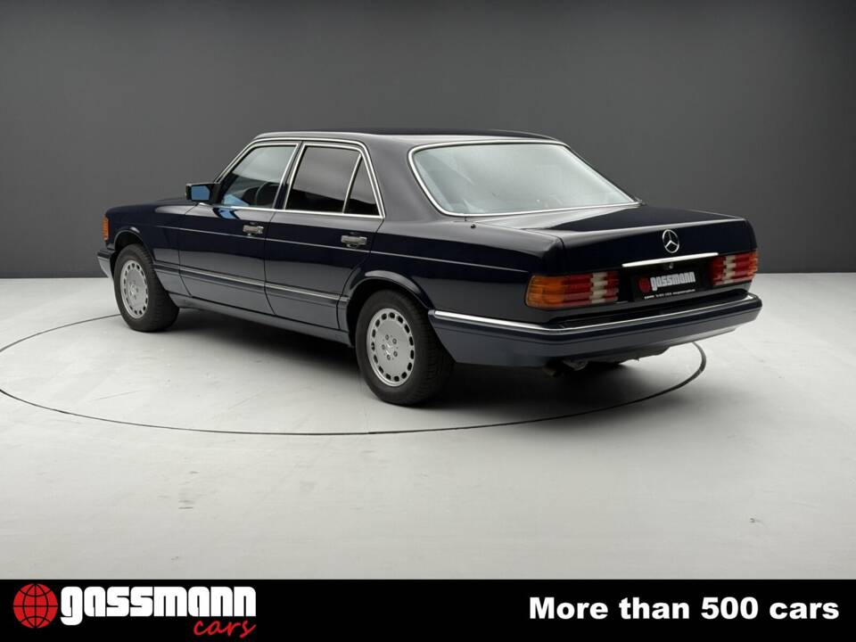 Image 5/15 de Mercedes-Benz 500 SE (1990)