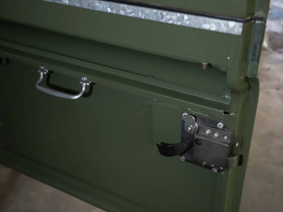 Bild 93/96 von Land Rover 88 (1961)