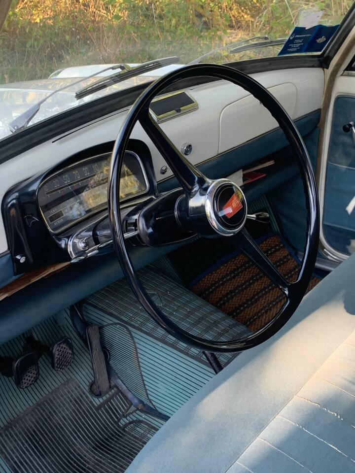 Image 6/8 of FIAT 1100 Special (1961)