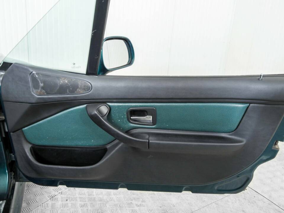 Image 33/48 of BMW Z3 2.8 (1998)
