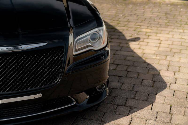 Imagen 35/50 de Chrysler 300 SRT8 (2013)