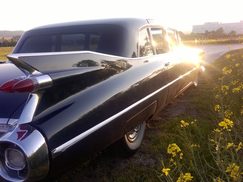 Imagen 87/100 de Cadillac 75 Fleetwood Imperial (1959)