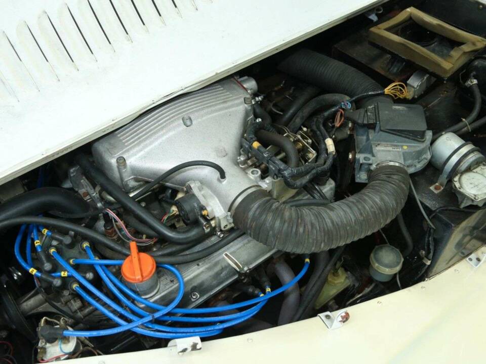 Bild 21/30 von Morgan Plus 8 Inj. (1987)