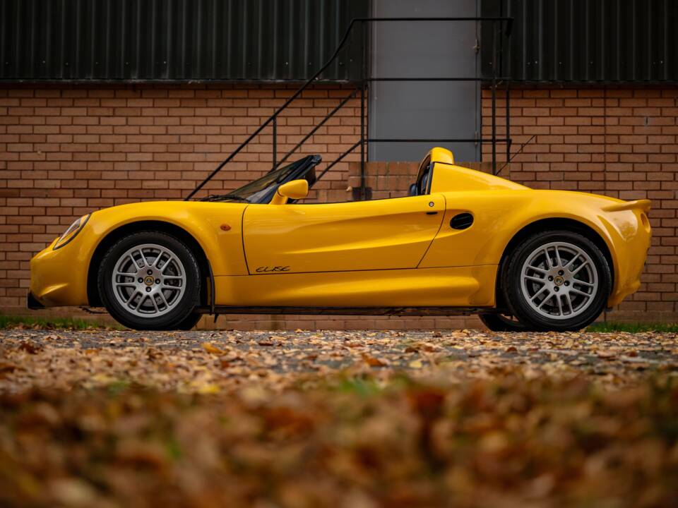 Bild 4/8 von Lotus Elise (2000)