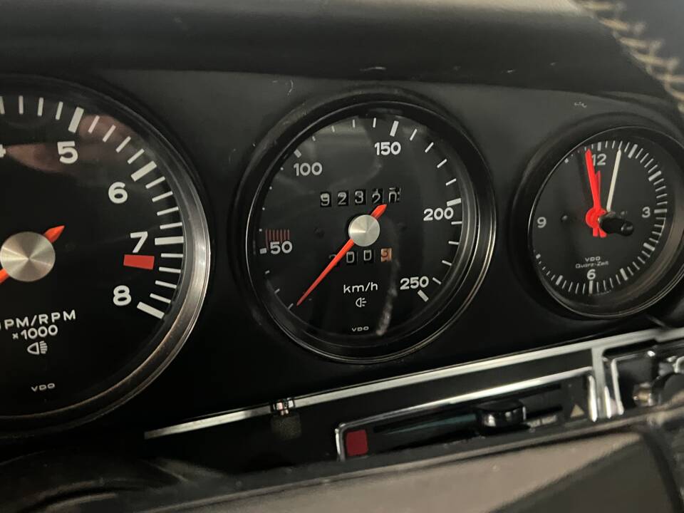 Image 16/45 of Porsche 911 2.4 S (1973)