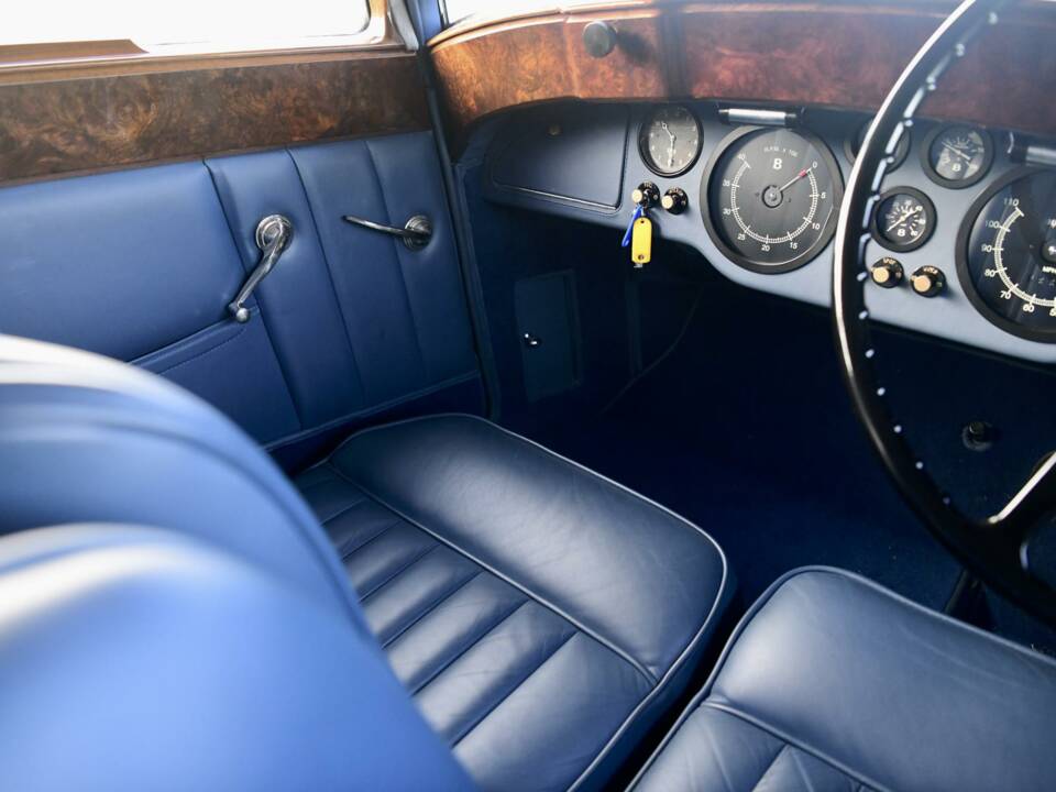 Bild 26/50 von Bentley Speed Six “Blue Train” (1953)