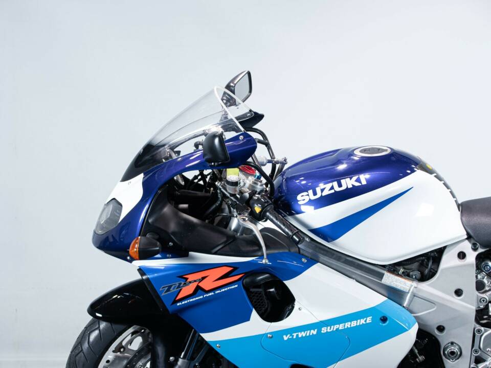 Immagine 21/50 di Suzuki TL 1000R (1999)