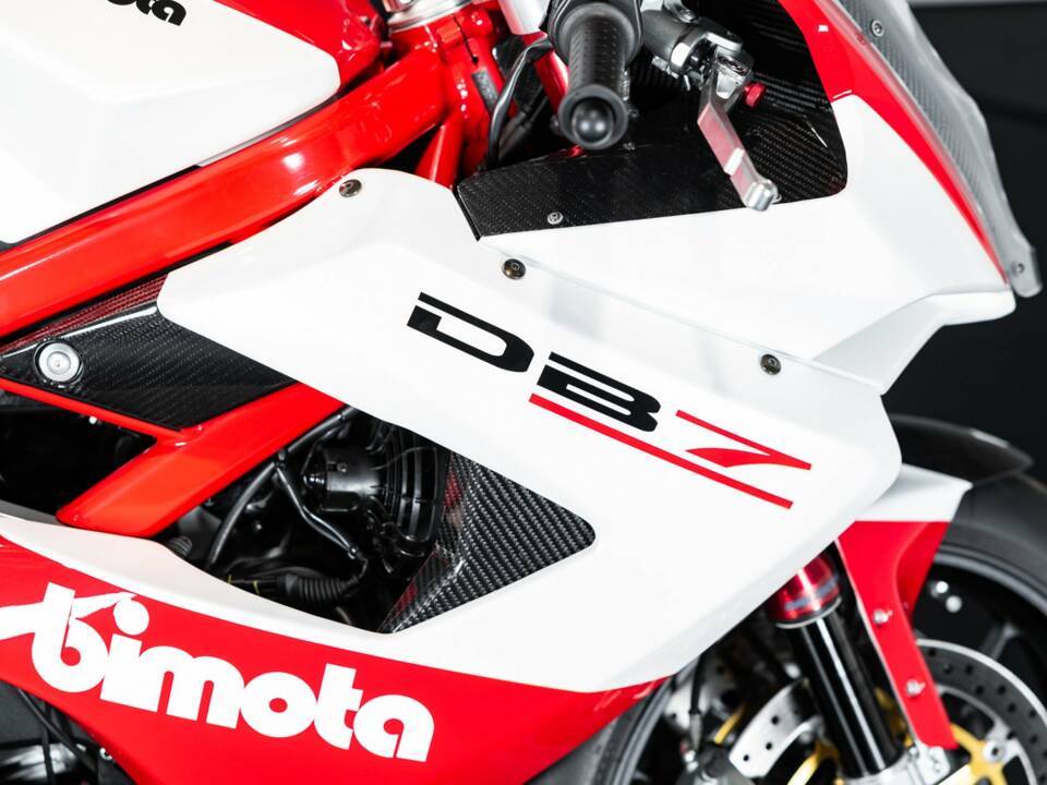 Afbeelding 27/50 van Bimota DUMMY (2009)