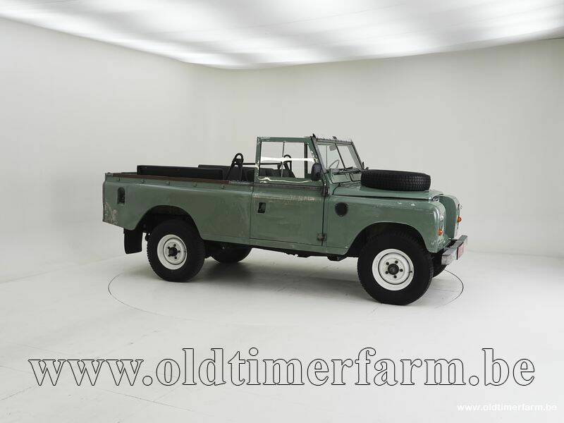 Image 3/15 of Land Rover 88 (1978)