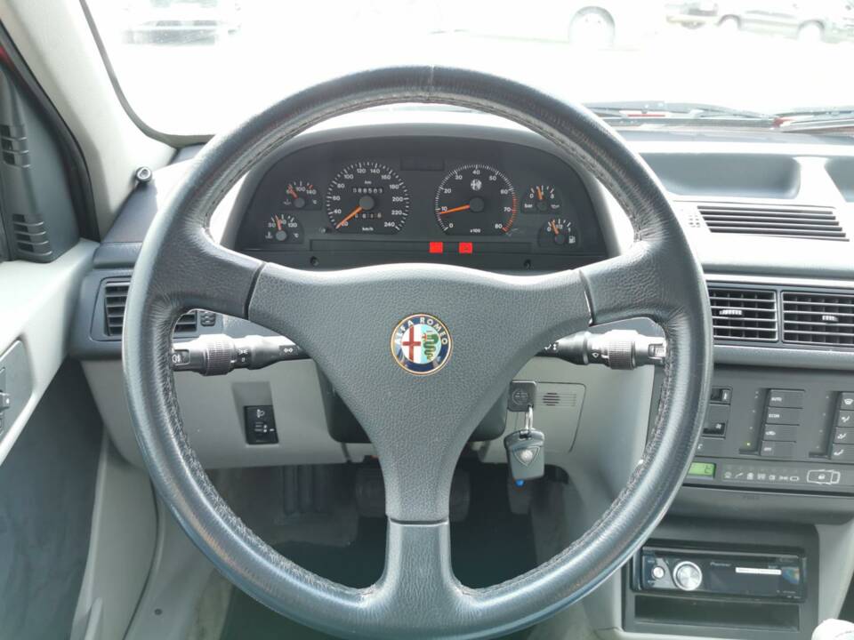 Image 6/55 of Alfa Romeo 155 Twin Spark 2.0 (1994)