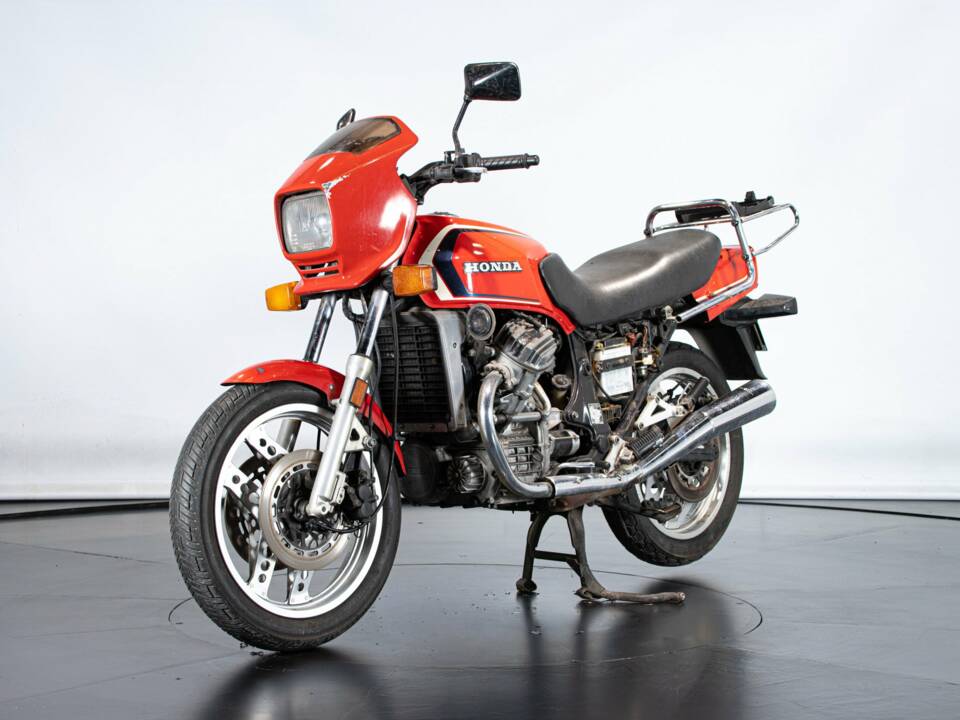 Image 2/40 of Honda CX 500 Turbo (1982)