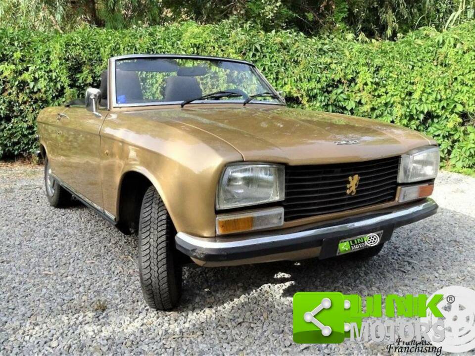 Image 2/10 of Peugeot 304 Convertible (1975)