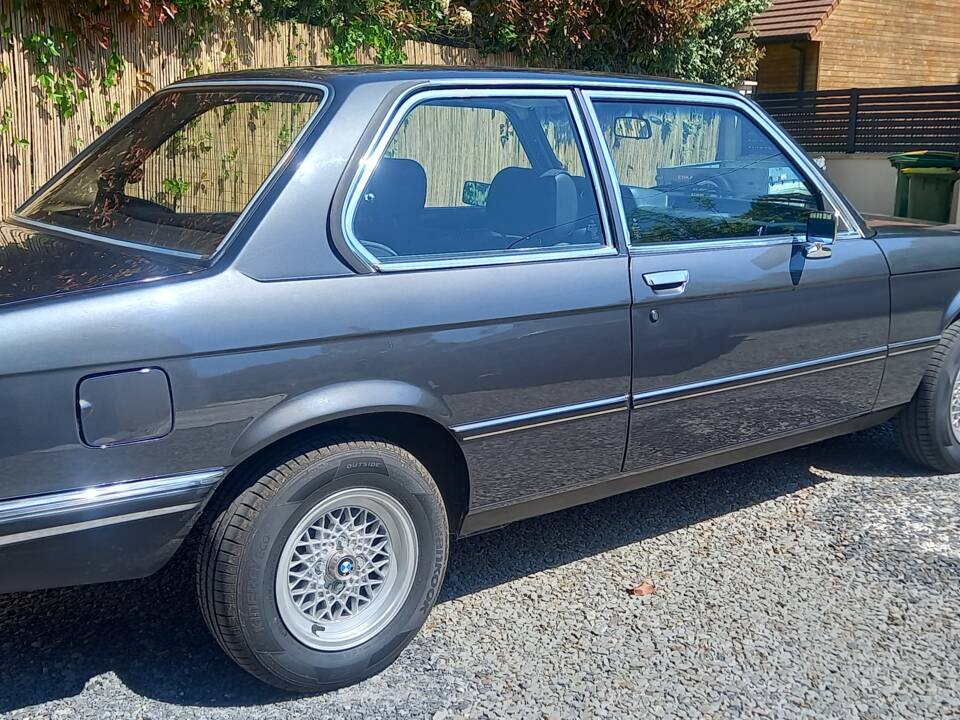 Afbeelding 16/21 van BMW 320&#x2F;6 (1981)